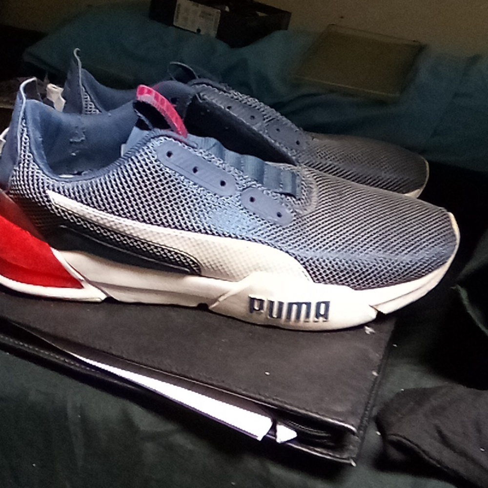 Puma's - Picture 2 of 4